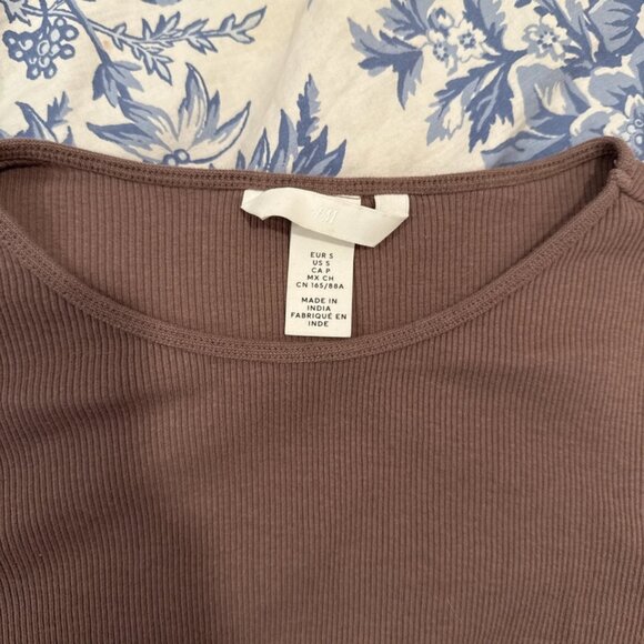 h&m long sleeve - Picture 2 of 2